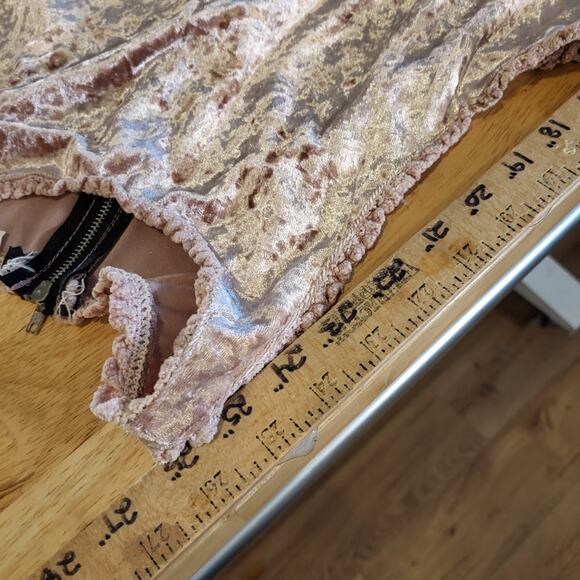 POL Pink Crushed Velvet Tank Mini Dress Zip Back Detail Empire Waist L - Picture 7 of 12